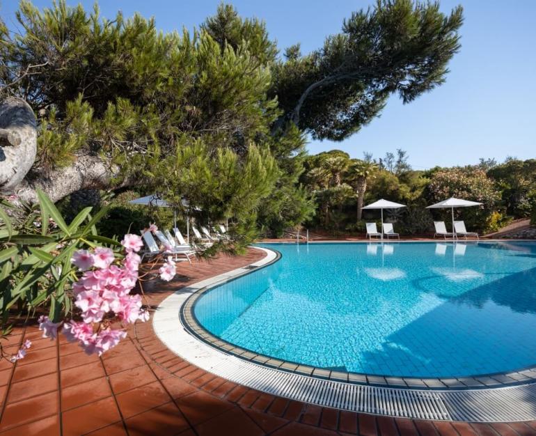 elbahotelantares en swimming-pool 009